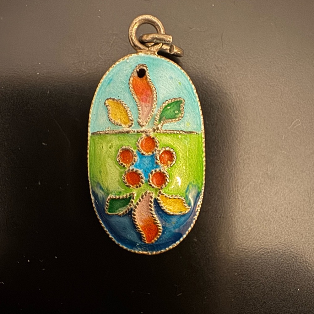 Cloisonné Ensmel Pendant - Picture 4 of 4